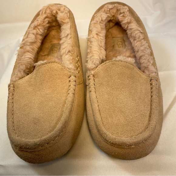 UGG Ansley Driftwood Slipper #1106878 Shearling Wool Lining US 6/ EU  37/ UK 4 - Picture 1 of 9